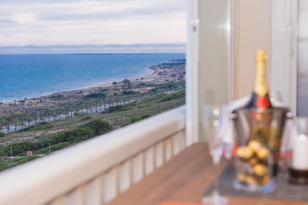 Vistas Al Mar Apartment Arenales del Sol Bagian luar foto